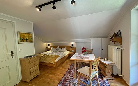 5 gemütliche Ferienwohnungen in Schönau am Königssee + 2 Luxus Chalets
