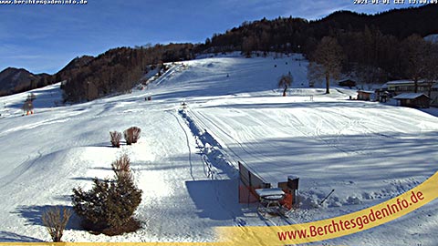 Webcam Skigebiet Obersalzberg Berchtesgaden - Die blaue Stunde