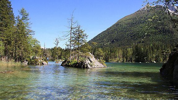 Hintersee - Romantischer Bergsee in Bayern - Urlaub in der Ramsau