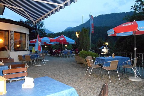 Seimler-Terrasse_Sommer.jpg