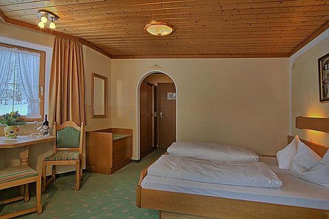 Hotel-Koenigssee-Bergheimat-000.jpg