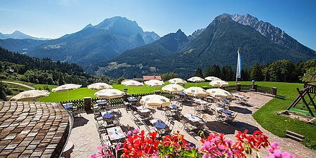 Terrasee-Blumen-Hotel-Ramsau-Nutzkaser.jpg