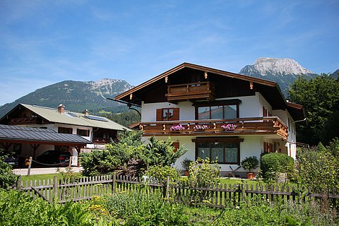 Haus_Alpenrose__2_.JPG