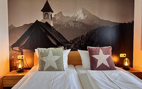 Ferienwohnung Sonnenglück - Wunderschöne 2 Zimmer Wohnung mit Eckbalkon