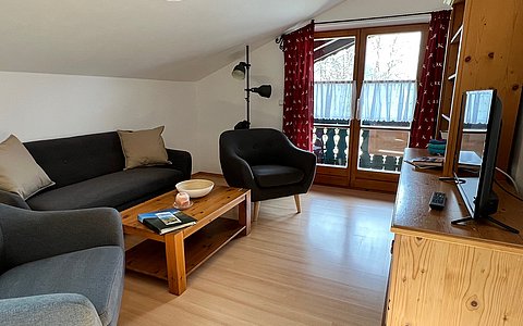 Ferienwohnung 16 - Große 4 Zimmer Wohnung für Familien oder Freunde