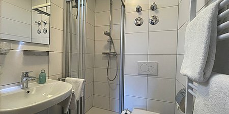 badezimmer2.jpg