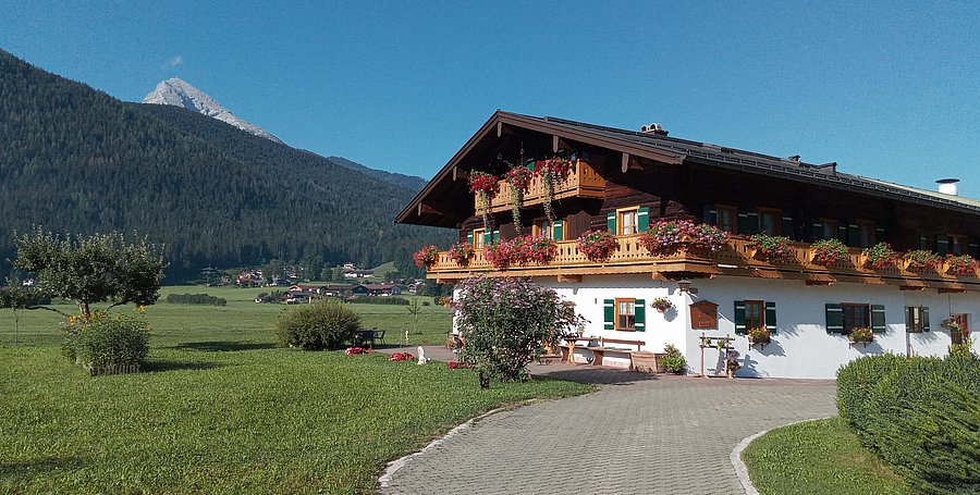 Außenansicht_Simonlehen.jpg