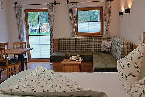 Komfort Ferienwohnung Untersberg - Urlaub auf dem Bauernhof - Wiesenhäusl