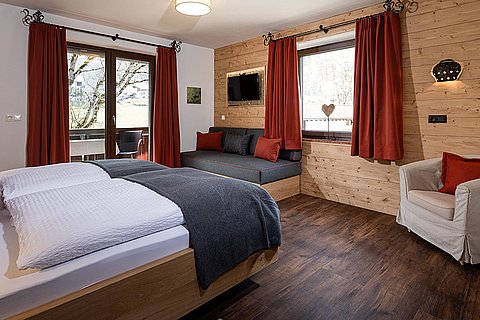 Fewo-6-weiteres-Schlafzimmer.jpg