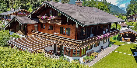 Ferienwohnung-Wurm-Schoenau-Koenigssee-Haus-Sommer-001.jpg