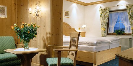 zimmer-schoenau-koenigssee-hausamforst-Doppelzimmer-Deluxe-03.jpg