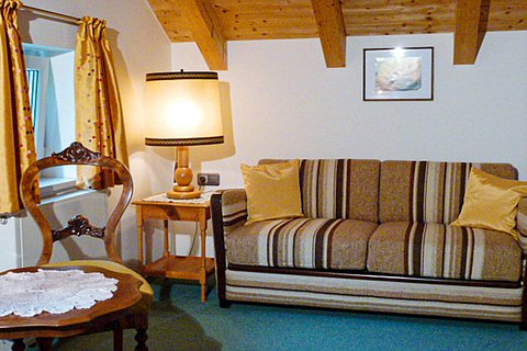 Ferienwohnung-Berchtesgaden-Gleixner-02-Wohnzimmer-03.jpg