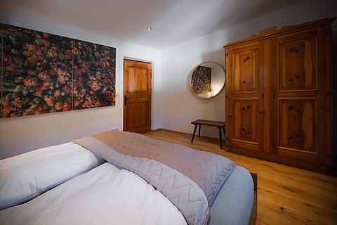 Schlafzimmer 1