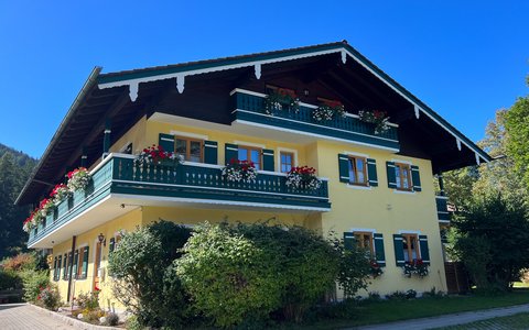 Ferienwohnung 3 - große 3,5-Zimmerwohnung im Erdgeschoß