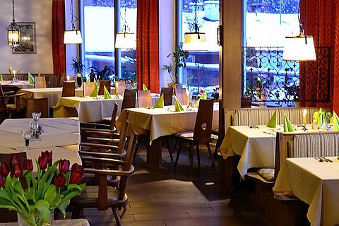 Restaurant-Alpenhotel-Beslhof-Ramsau-Hintersee-01.jpg