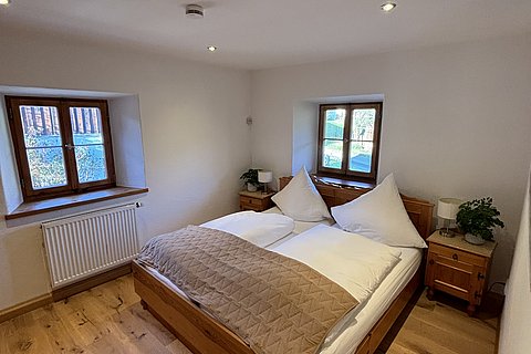 Schlafzimmer 1