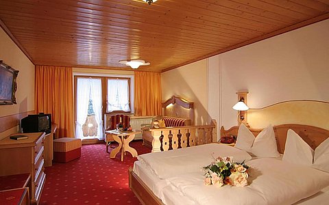 Hotel Bergheimat Königssee - komfort Doppelzimmer mit Wohnecke