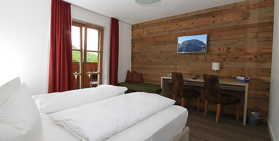 Alpinhotel-Berchtesgaden-Zimmer-klassik-010.jpg