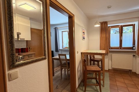 Küche_mit_Eingang_Wohnzimmer.jpeg
