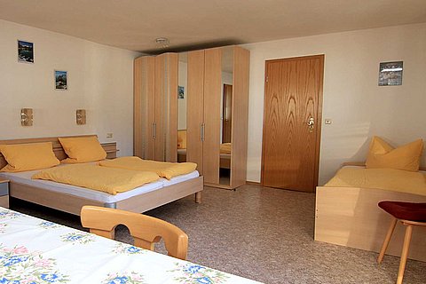 Stoecklhof-Ramsau-Zimmer.jpg