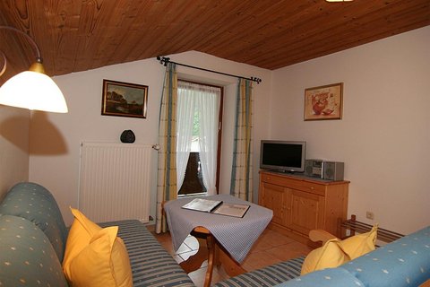 Ferienwohnung-3-Grainswiesen-Bischofswiesen-0005.jpg