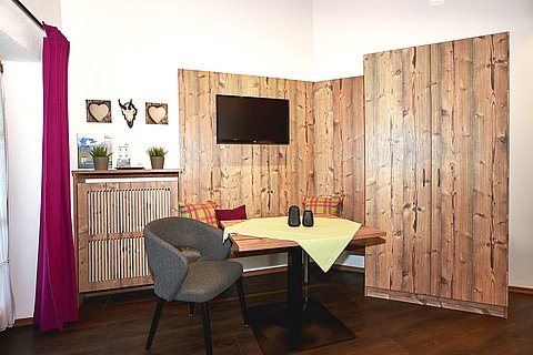 Unsere gemütliche Sitzecke in der Juniorsuite Adlerhorst