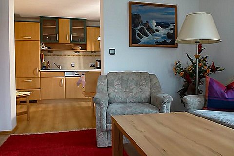 Ferienwohnung-Berchtesgaden-Gleixner-02-Wohnzimmer.jpg