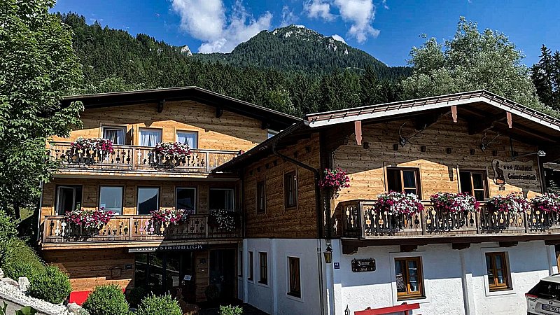 Almhotel****Grünsteinblick - Adults-only Chalet Hotel am Königssee